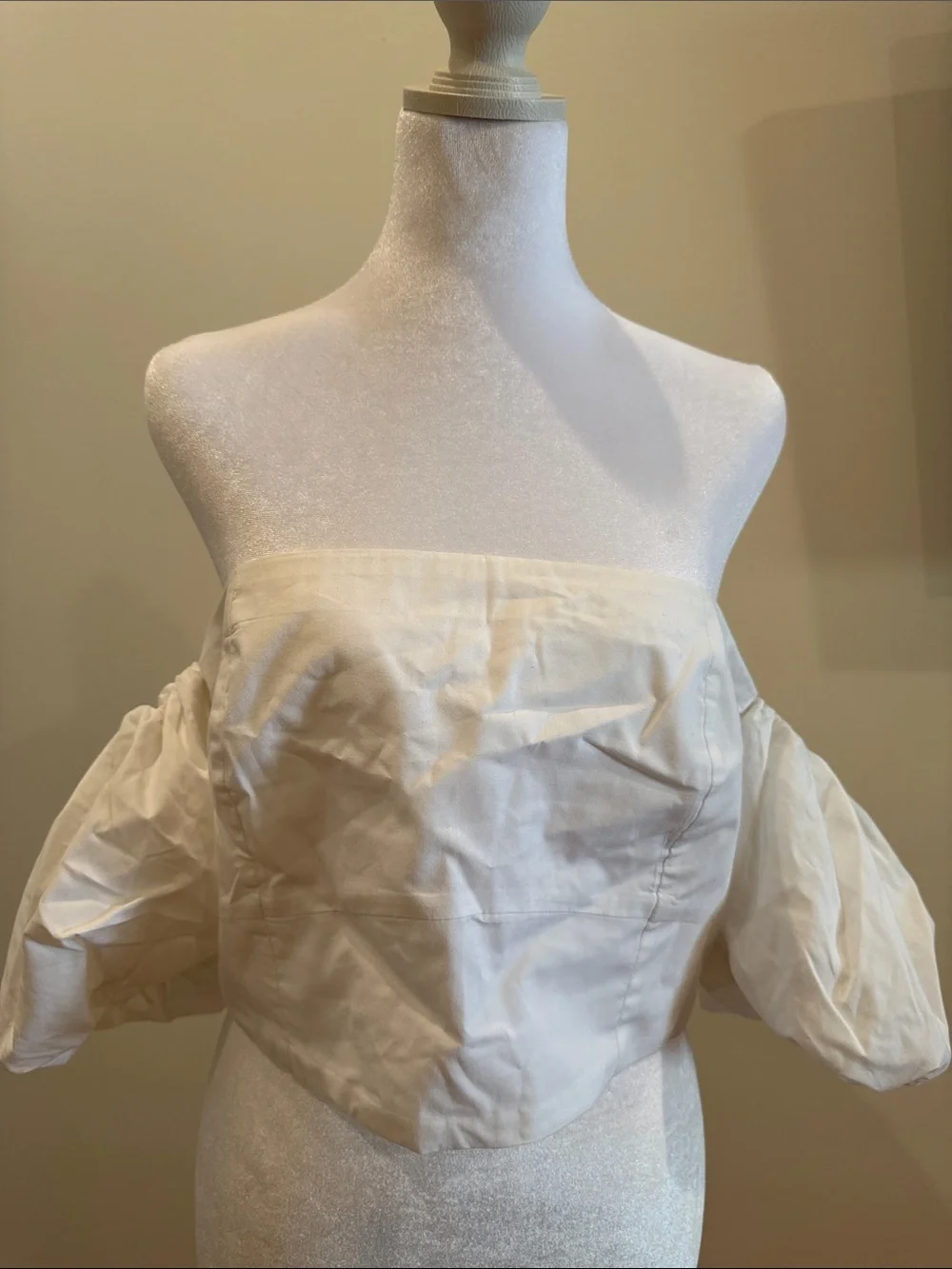 Abercrombie & Fitch Off-Shoulder Puff-Sleeve Top - Cream